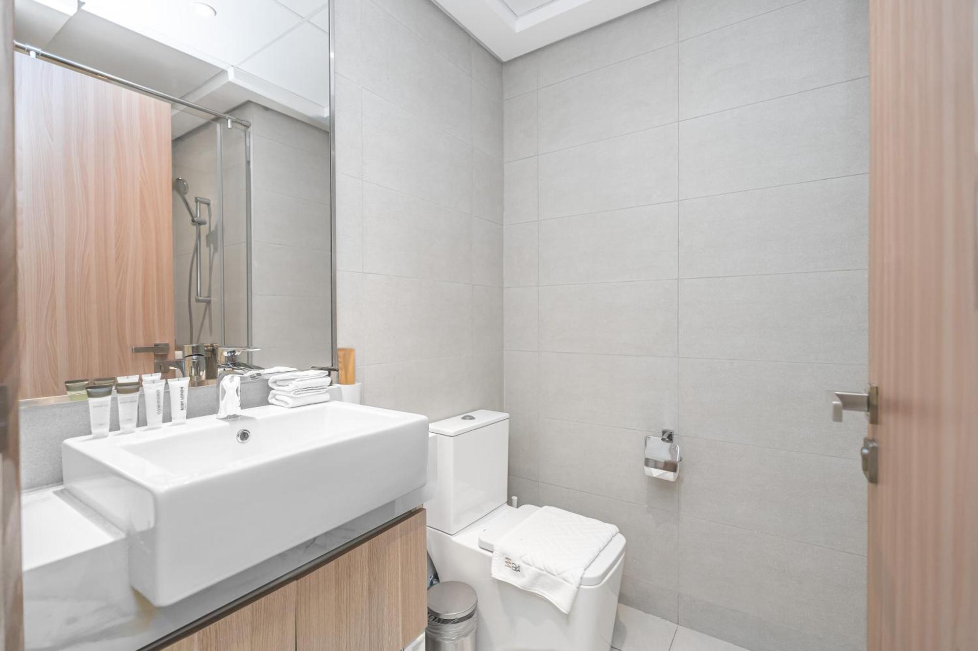 Escape24 Stylish Studio Azizi Riviera 8 Meydan One دبي المظهر الخارجي الصورة
